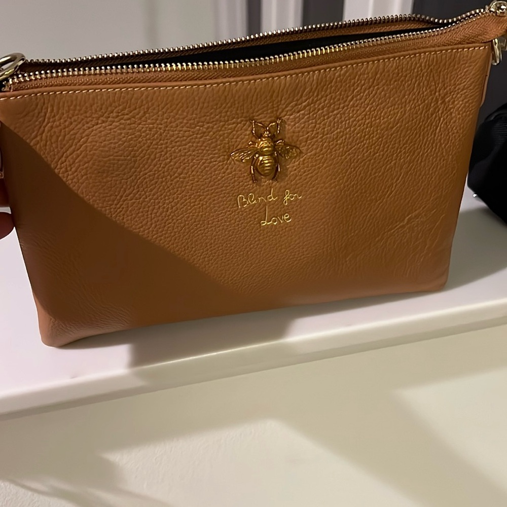 Leather bee bag